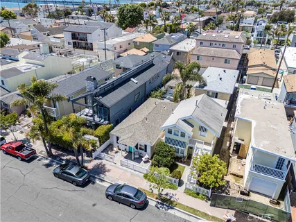 $1,750,000 | 129 14th Street, Seal Beach, CA 90740