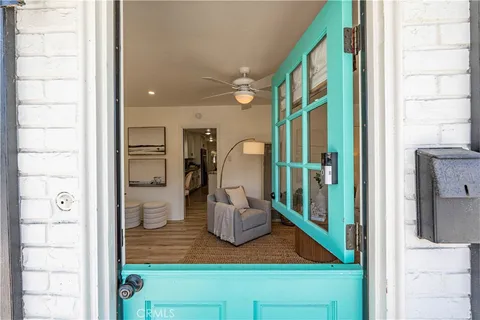 $1,750,000 | 129 14th Street, Seal Beach, CA 90740