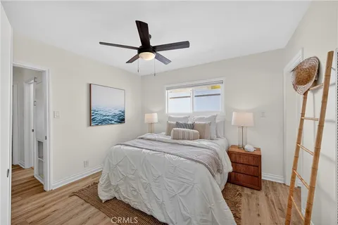 $1,750,000 | 129 14th Street, Seal Beach, CA 90740