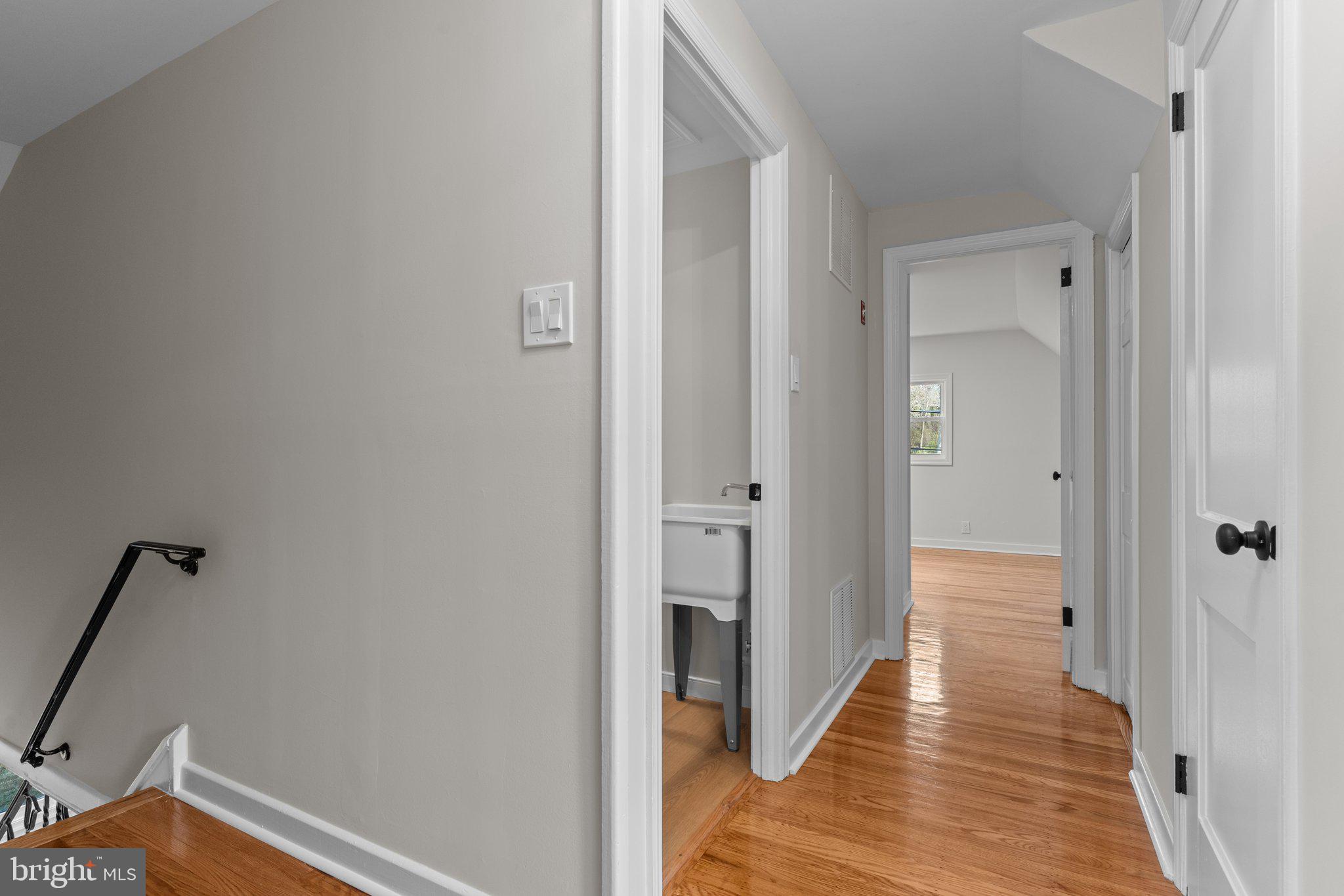 8702 Patton Road Wyndmoor, PA 19038 - Photo 20 of 37 Second floor hallway