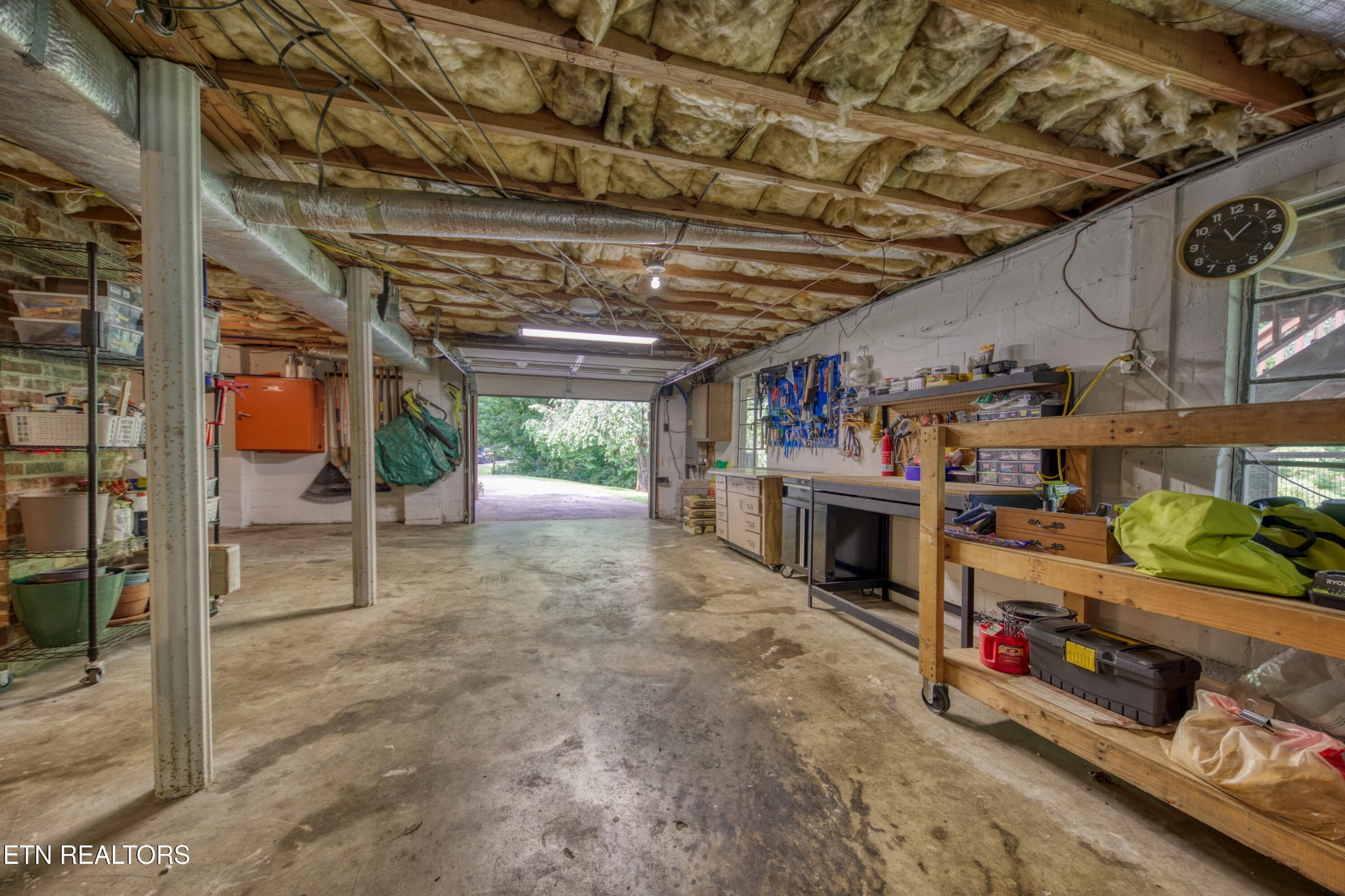 3054 Sinking Springs Road Knoxville, TN 37914 - Photo 15 of 31 Gallery Image 15