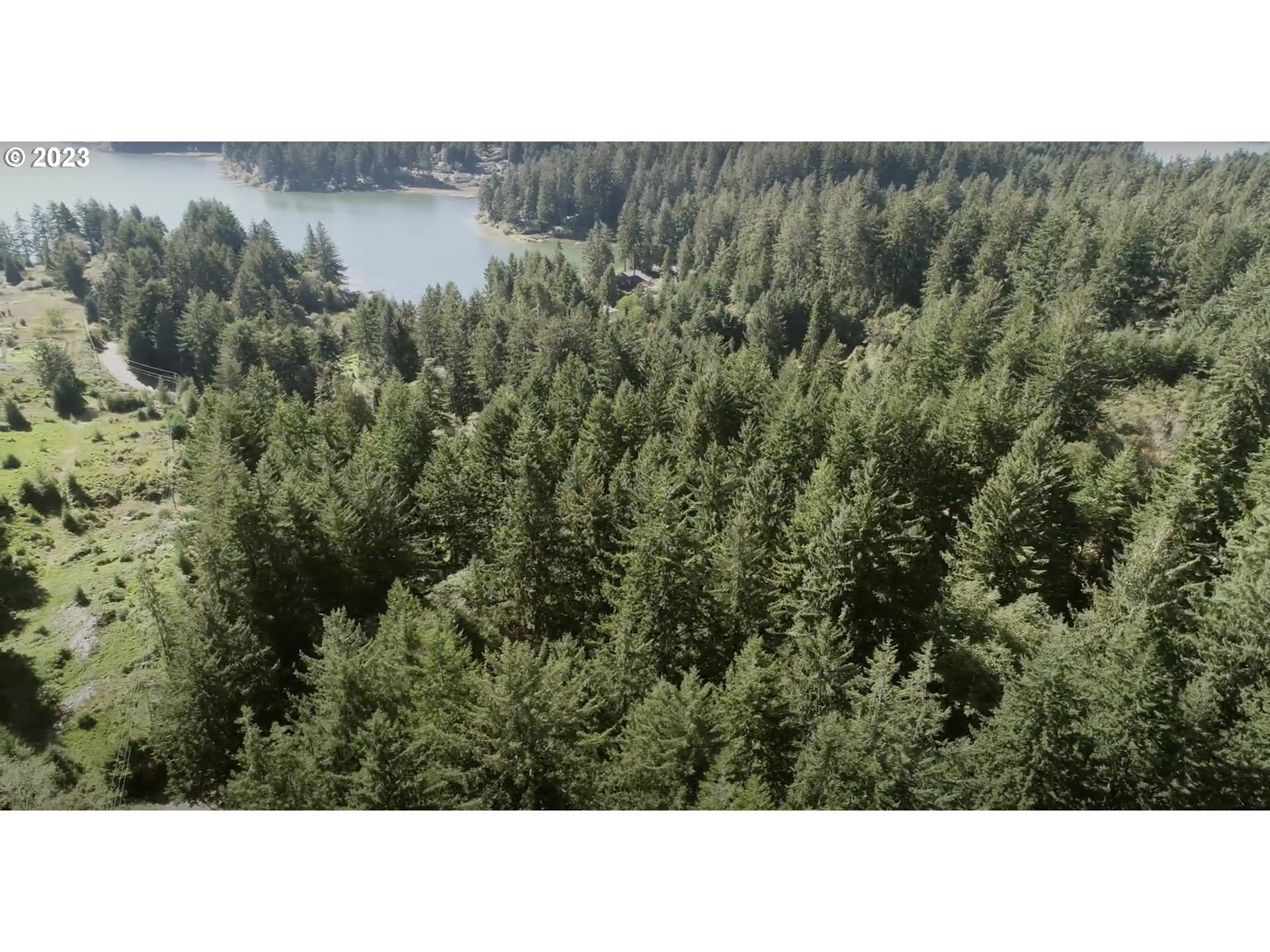 83672 Kiechle Arm Road Florence, OR 97439 - Photo 4 of 6 Gallery Image 4
