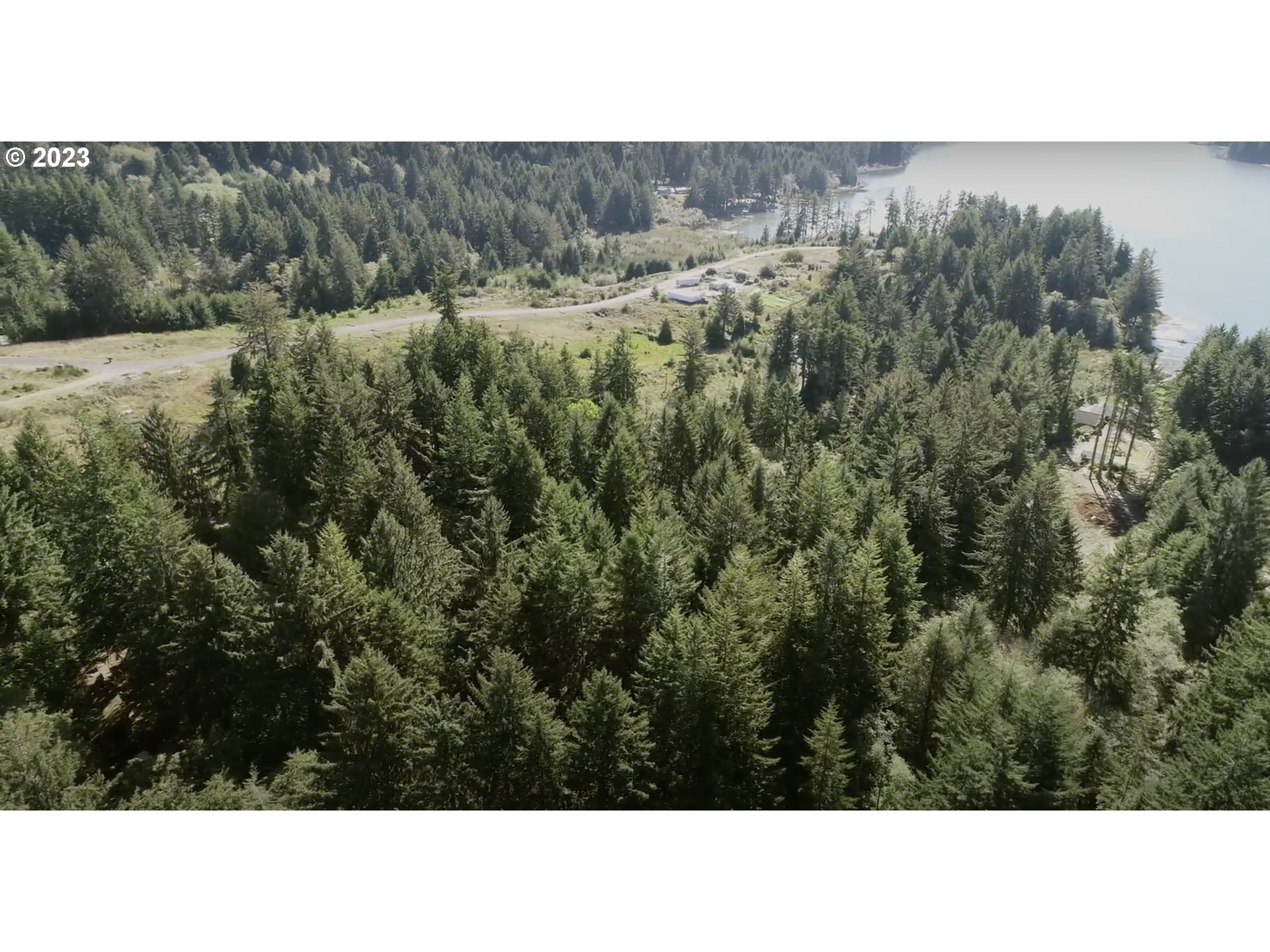 83672 Kiechle Arm Road Florence, OR 97439 - Photo 5 of 6 Gallery Image 5