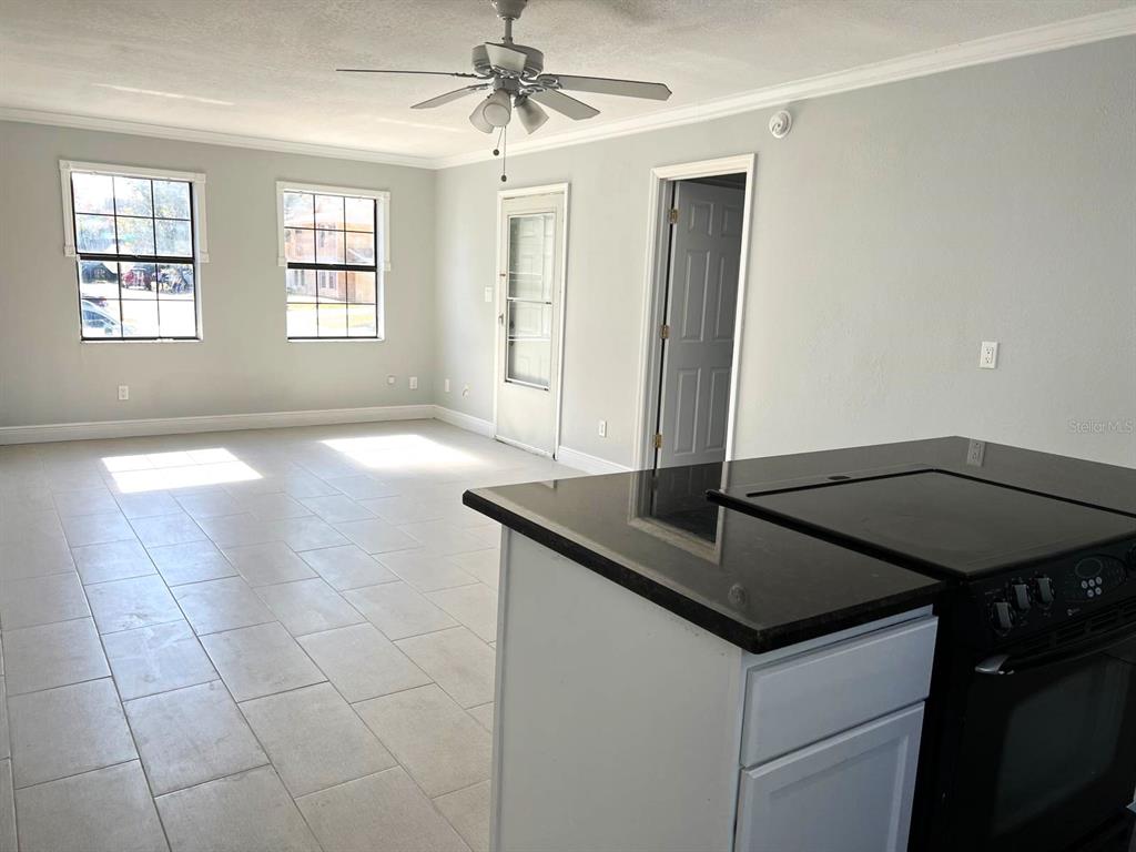 453 Hemlock Street Altamonte Springs, FL 32714 - Photo 4 of 26