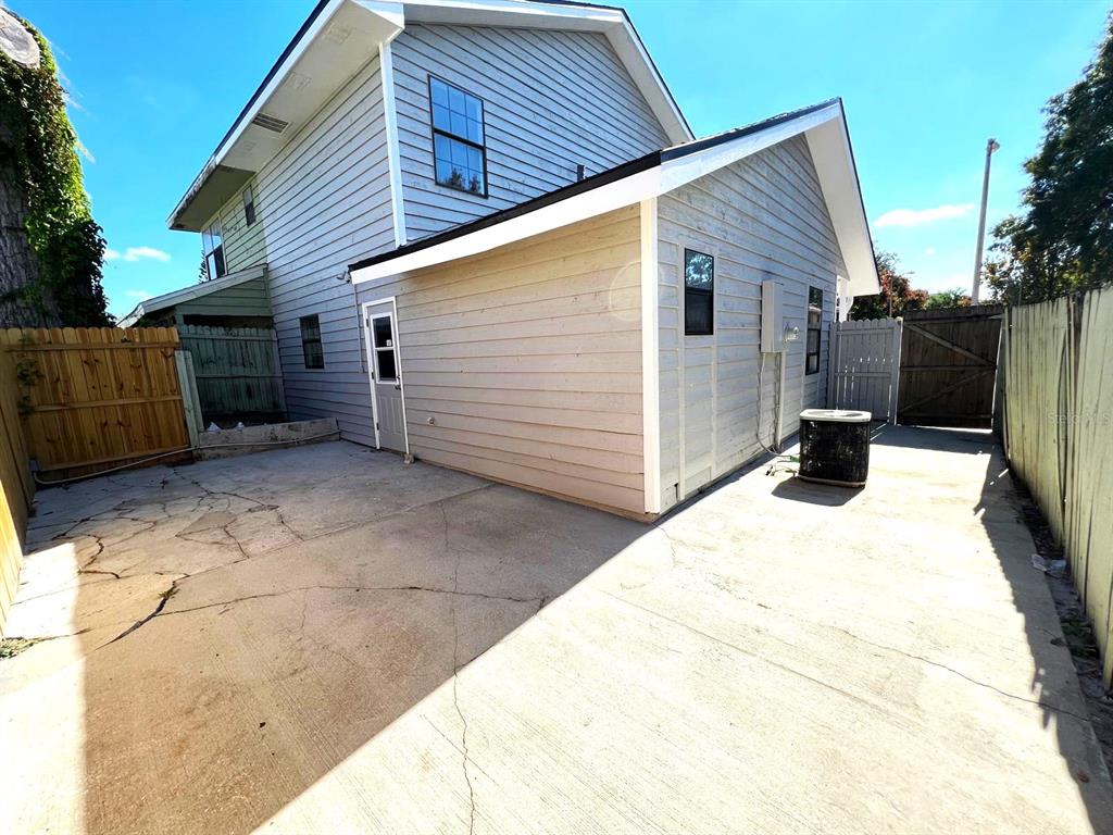 453 Hemlock Street Altamonte Springs, FL 32714 - Photo 5 of 26