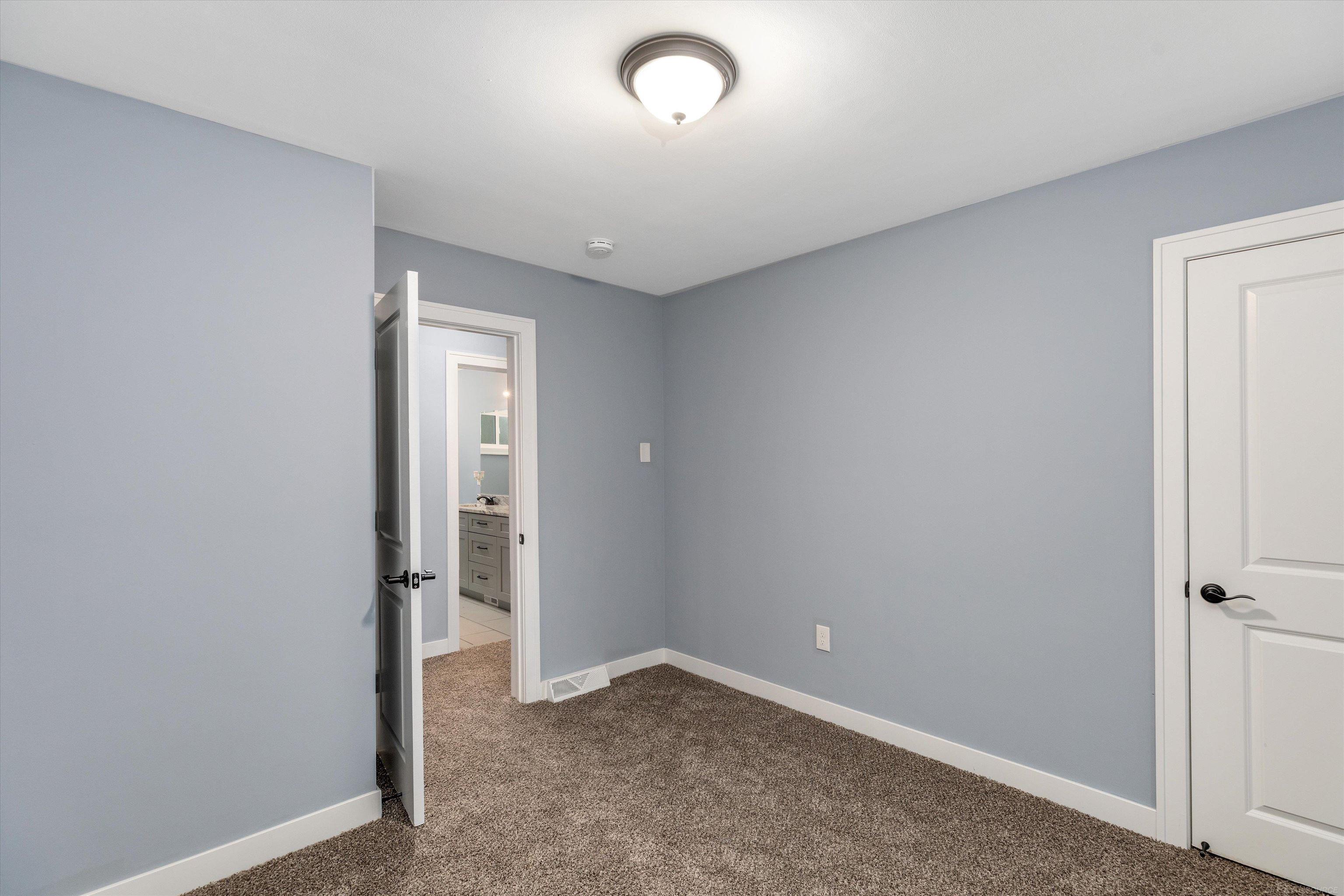 3024 Covert Road Flint, MI 48506 - Photo 15 of 23