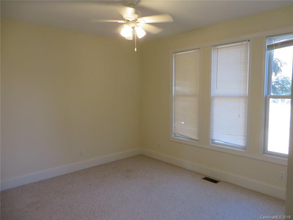 305 Commodore Loop Mooresville, NC 28117 - Photo 15 of 21