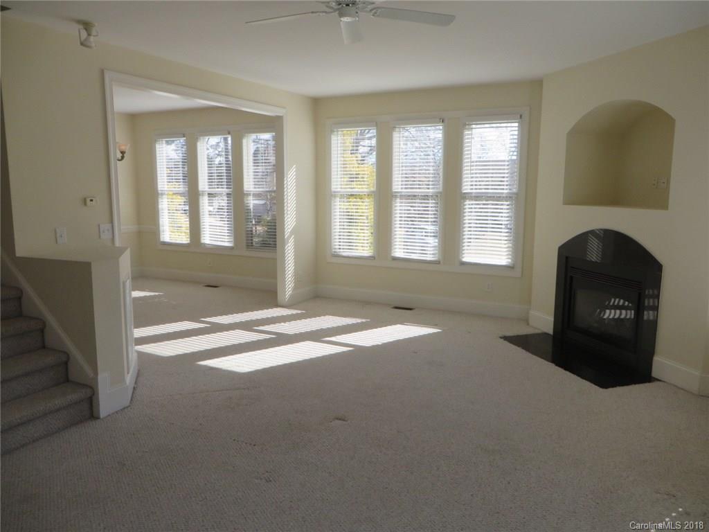 305 Commodore Loop Mooresville, NC 28117 - Photo 4 of 21