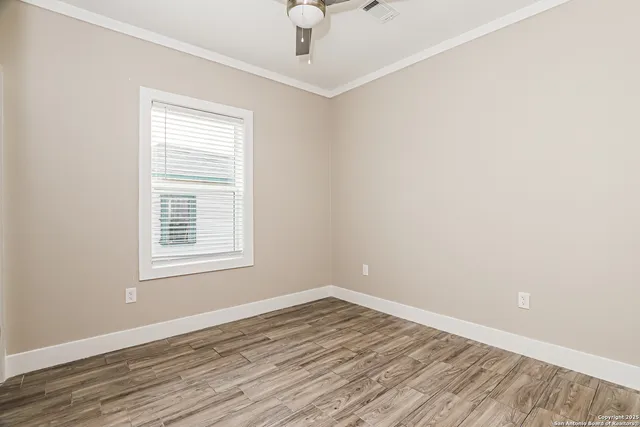 $1,820 | 839 Perez Street, San Antonio, TX 78207