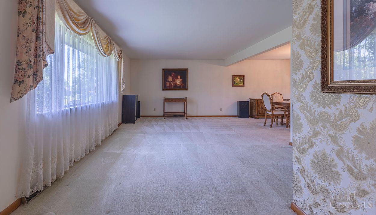 6404 Thompson Road Cincinnati, OH 45247 - Photo 12 of 41 Gallery Image 12