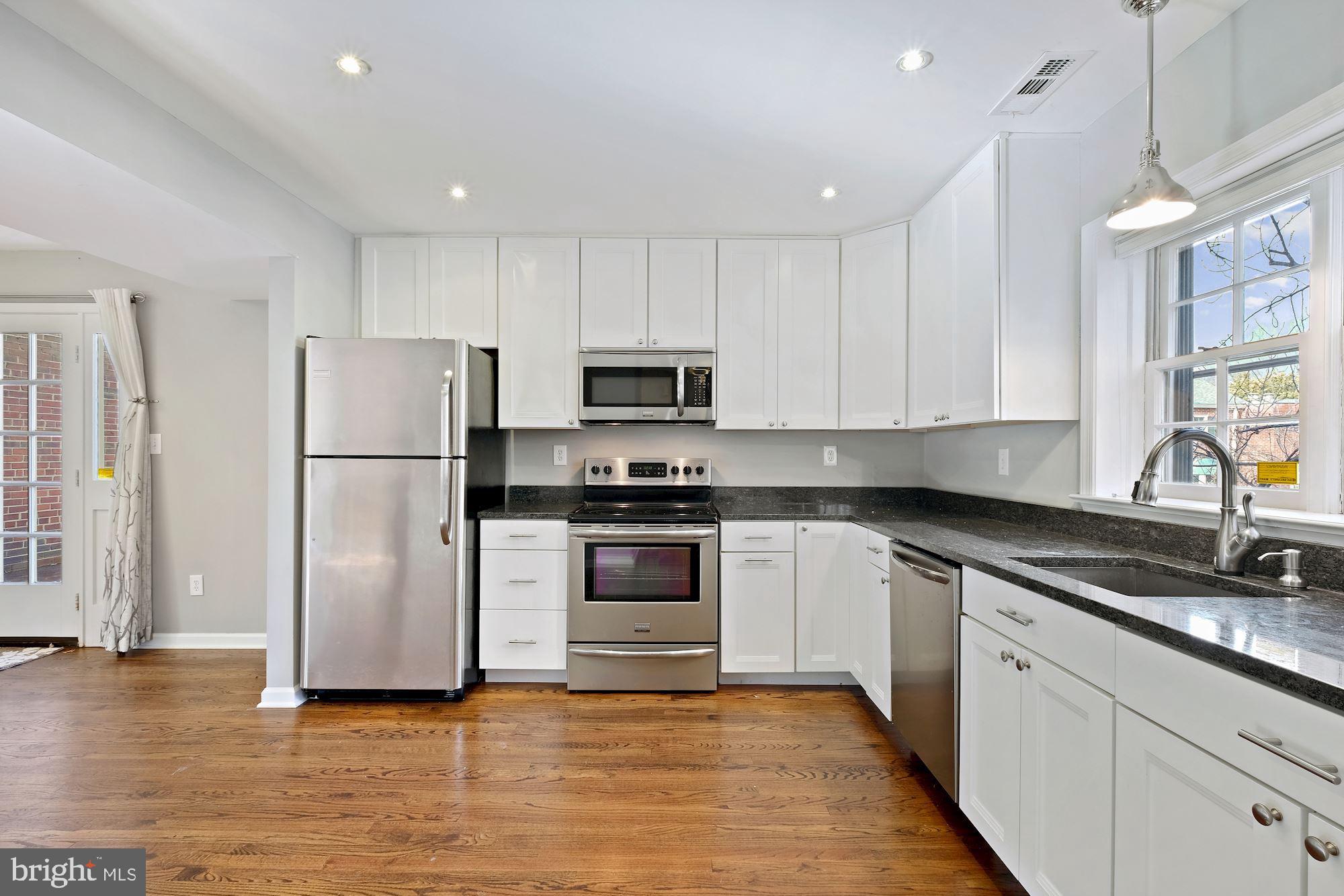 4924 Bradley Boulevard, Unit 239 Chevy Chase, MD 20815 - Photo 14 of 30