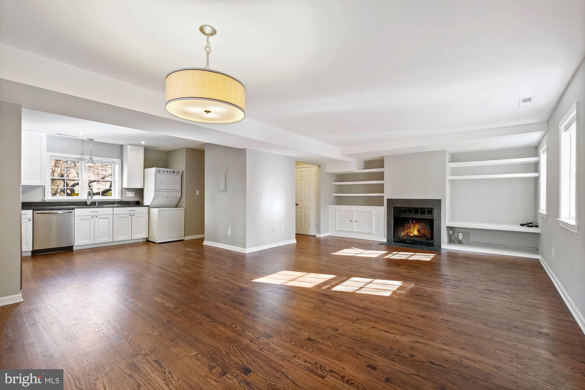 4924 Bradley Boulevard, Unit 239 Chevy Chase, MD 20815 - Photo 10 of 30