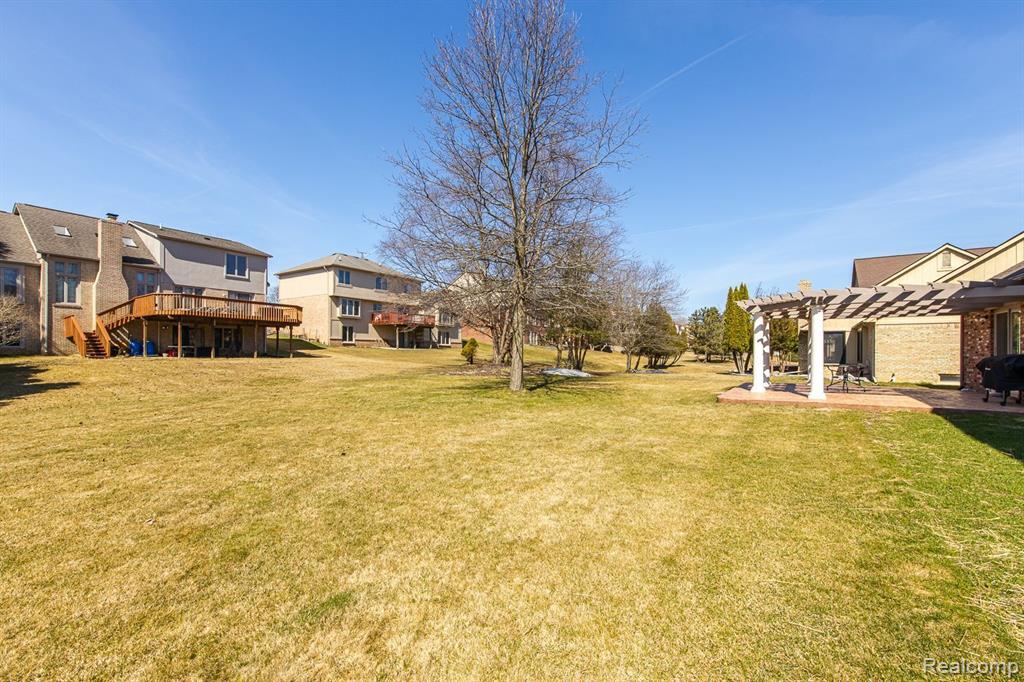 2035 Reagan Drive Rochester Hills, MI 48309 - Photo 47 of 51