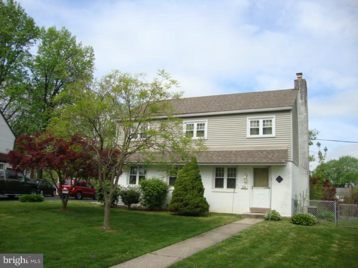 334 Ashwood Road Springfield, PA 19064 - Photo 16 of 18 Exterior Front