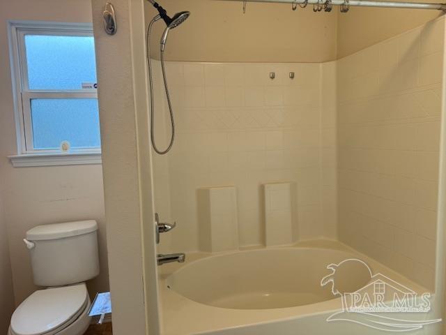 539 Evening Falls Drive Pensacola, FL 32534 - Photo 6 of 16 a bathroom with a shower and a toilet