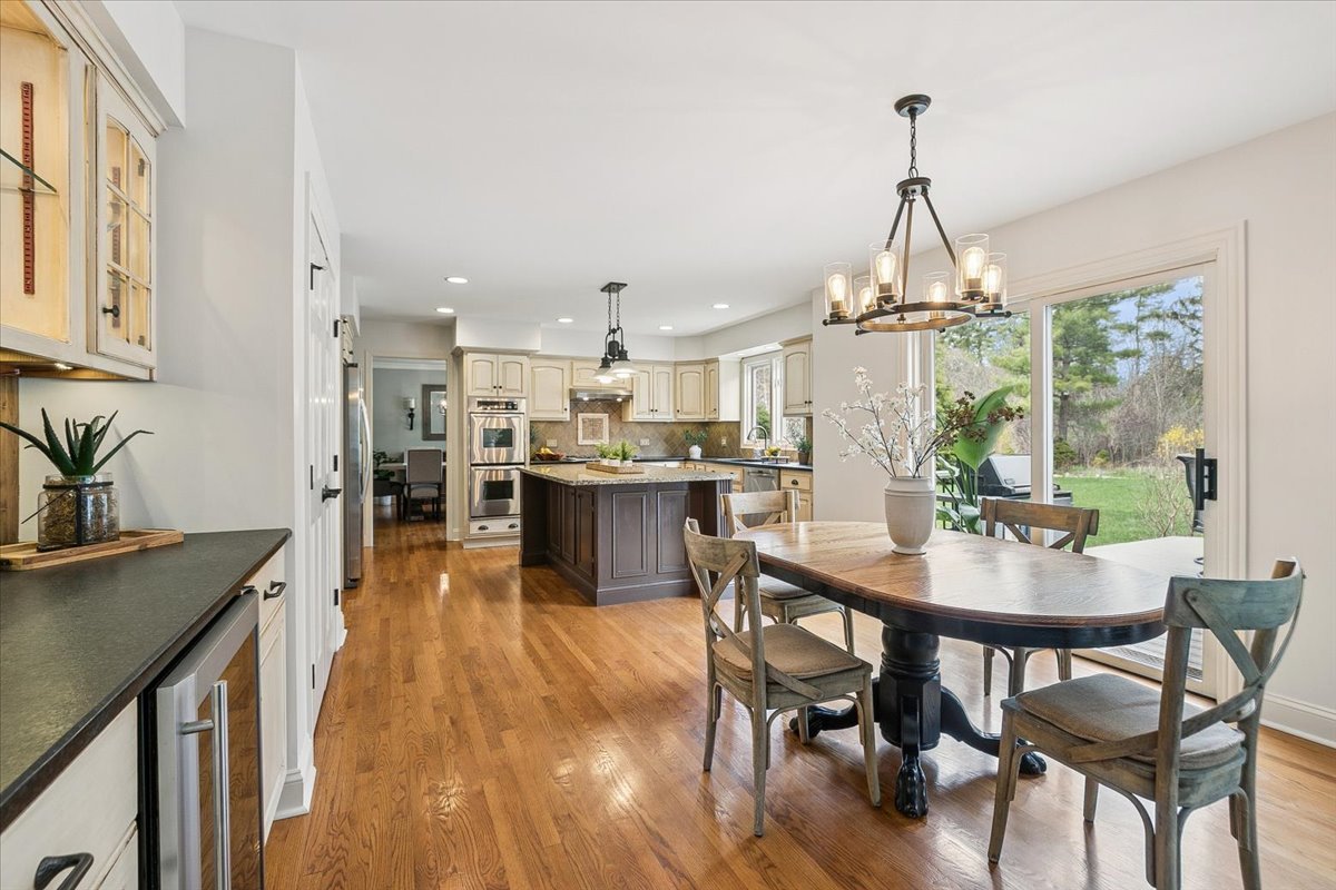 2496 Emerald Lane Lindenhurst, IL 60046 - Photo 21 of 40