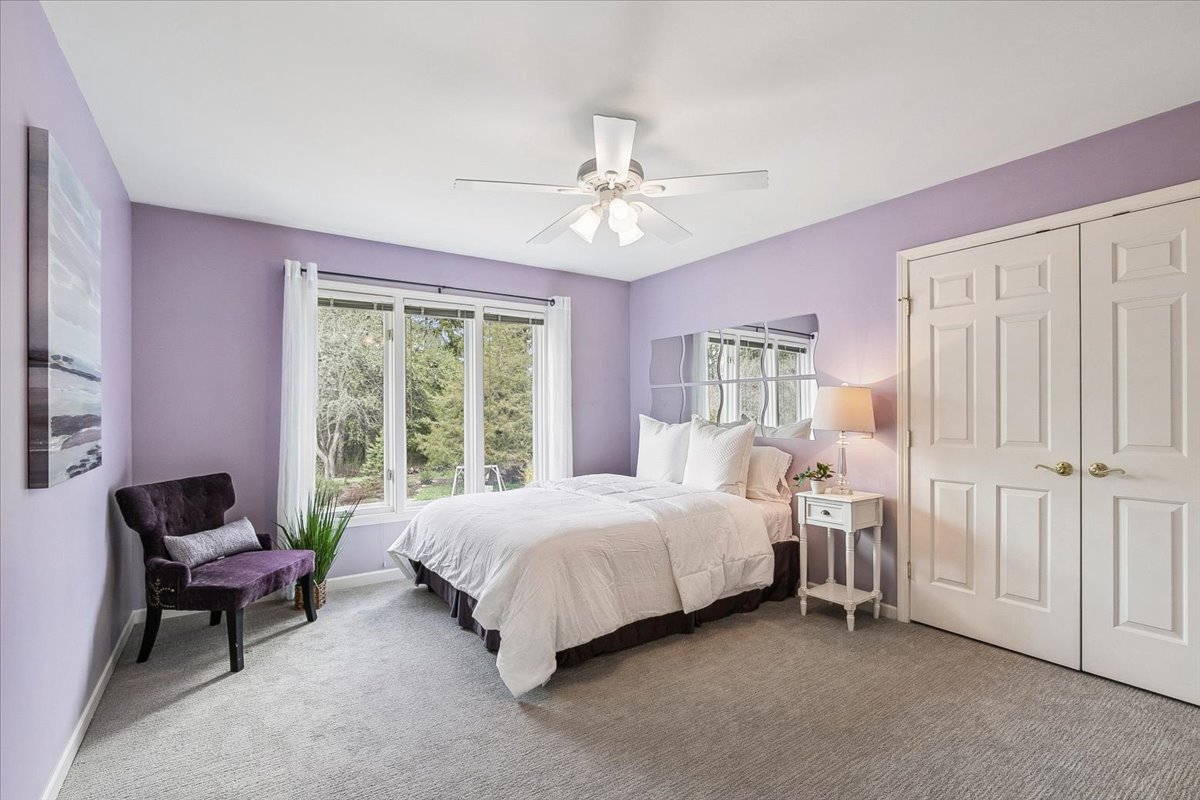 2496 Emerald Lane Lindenhurst, IL 60046 - Photo 37 of 40