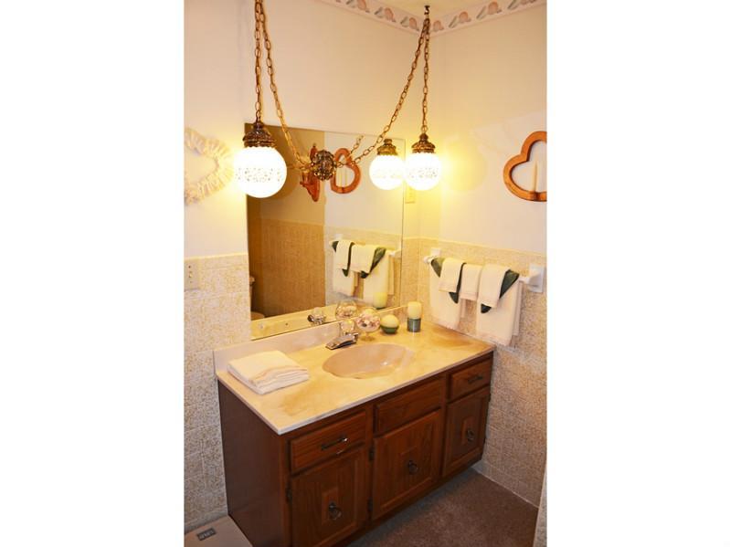 5176 Jonesville Road Columbus, IN 47201 - Photo 13 of 23 Gallery Image 13