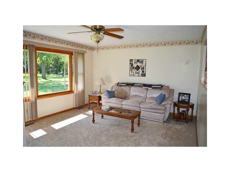 5176 Jonesville Road Columbus, IN 47201 - Photo 4 of 23 Gallery Image 4