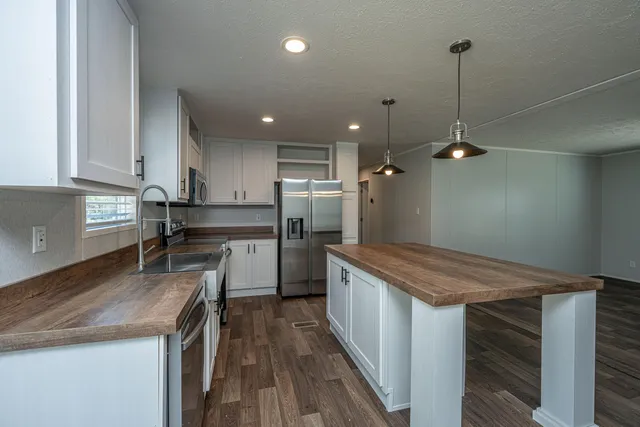 $259,999 | 106 Pine Arbor Drive, Holly Hill, SC 29059