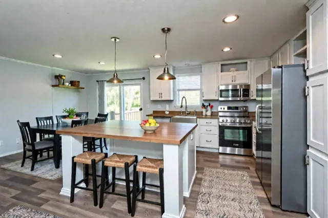 $259,999 | 106 Pine Arbor Drive, Holly Hill, SC 29059