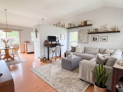 $285,000 | 2022 Aspen Drive, Woodstock, IL 60098