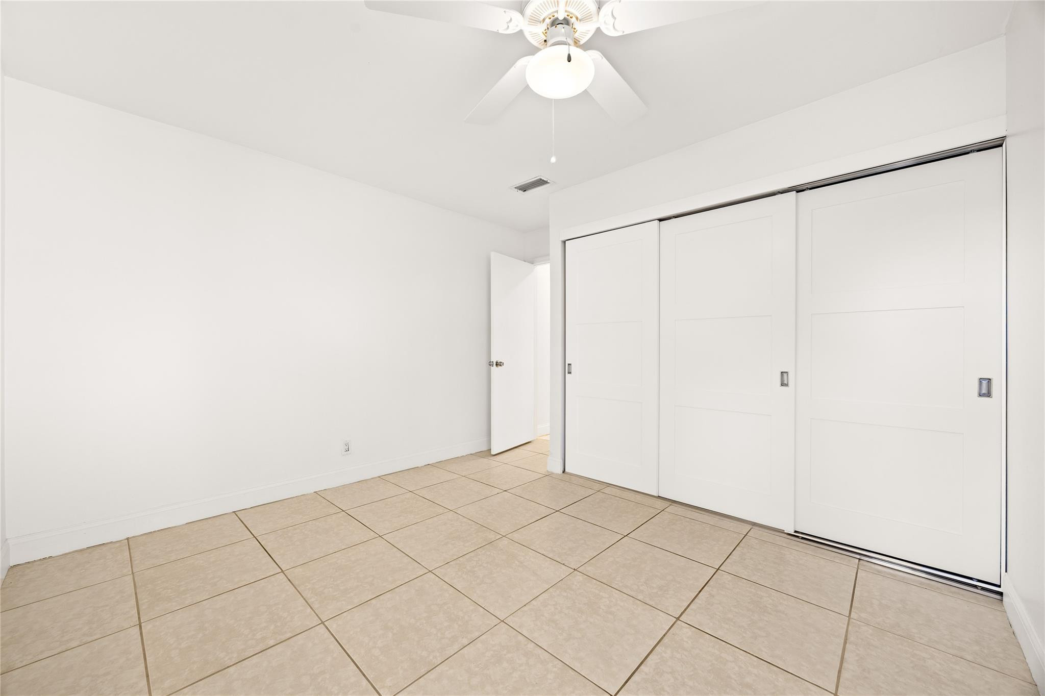 6825 Allegre Court Boca Raton, FL 33433 - Photo 14 of 31 a view of an empty room