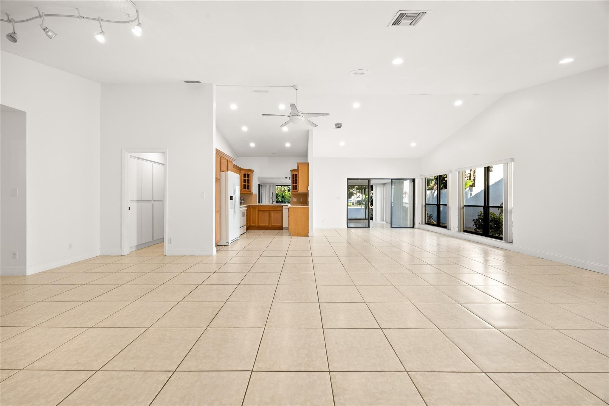 6825 Allegre Court Boca Raton, FL 33433 - Photo 8 of 31 a view of kitchen and windows