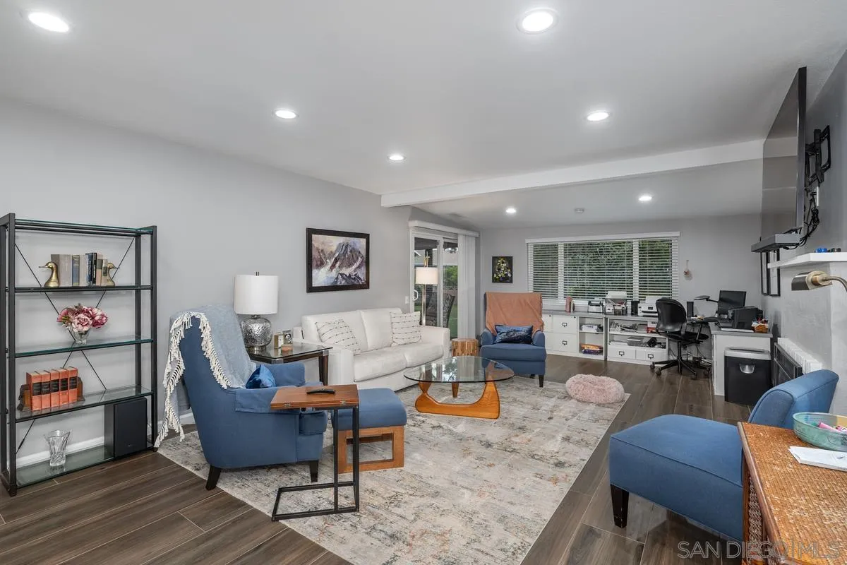 12461 Rios Road San Diego, CA 92128 - Photo 5 of 26