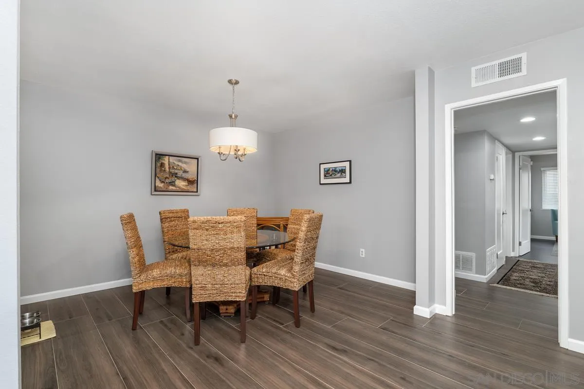 12461 Rios Road San Diego, CA 92128 - Photo 7 of 26