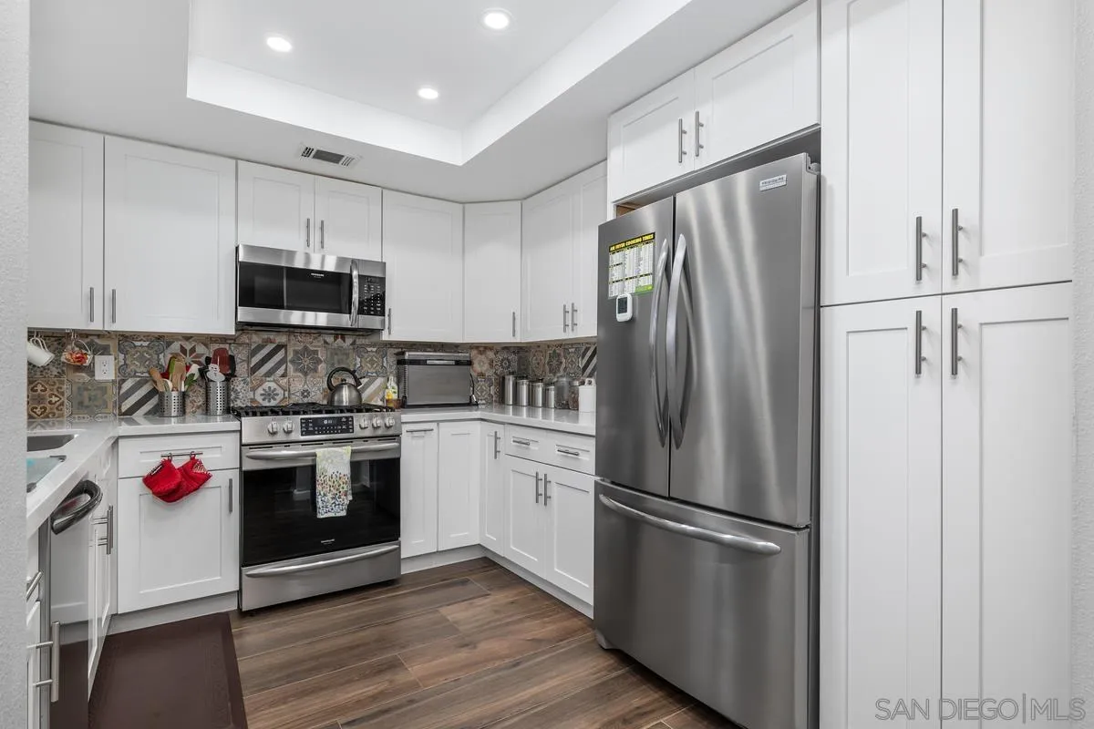 12461 Rios Road San Diego, CA 92128 - Photo 9 of 26