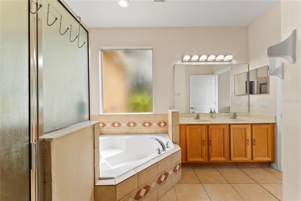 3149 Twisted Oak Loop Kissimmee, FL 34744 - Photo 23 of 52