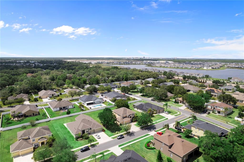 3149 Twisted Oak Loop Kissimmee, FL 34744 - Photo 49 of 52 an aerial view of a city
