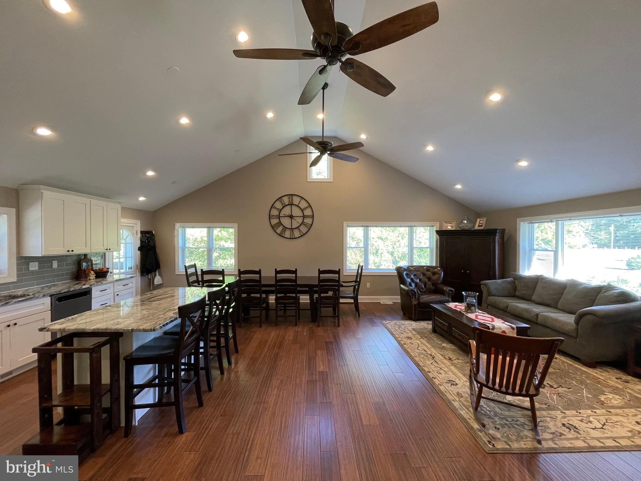 269 Three Bridge Road Monroeville, NJ 08343 - Photo 2 of 25