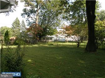 609 Winding Road Hatboro, PA 19040 - Photo 4 of 9 View