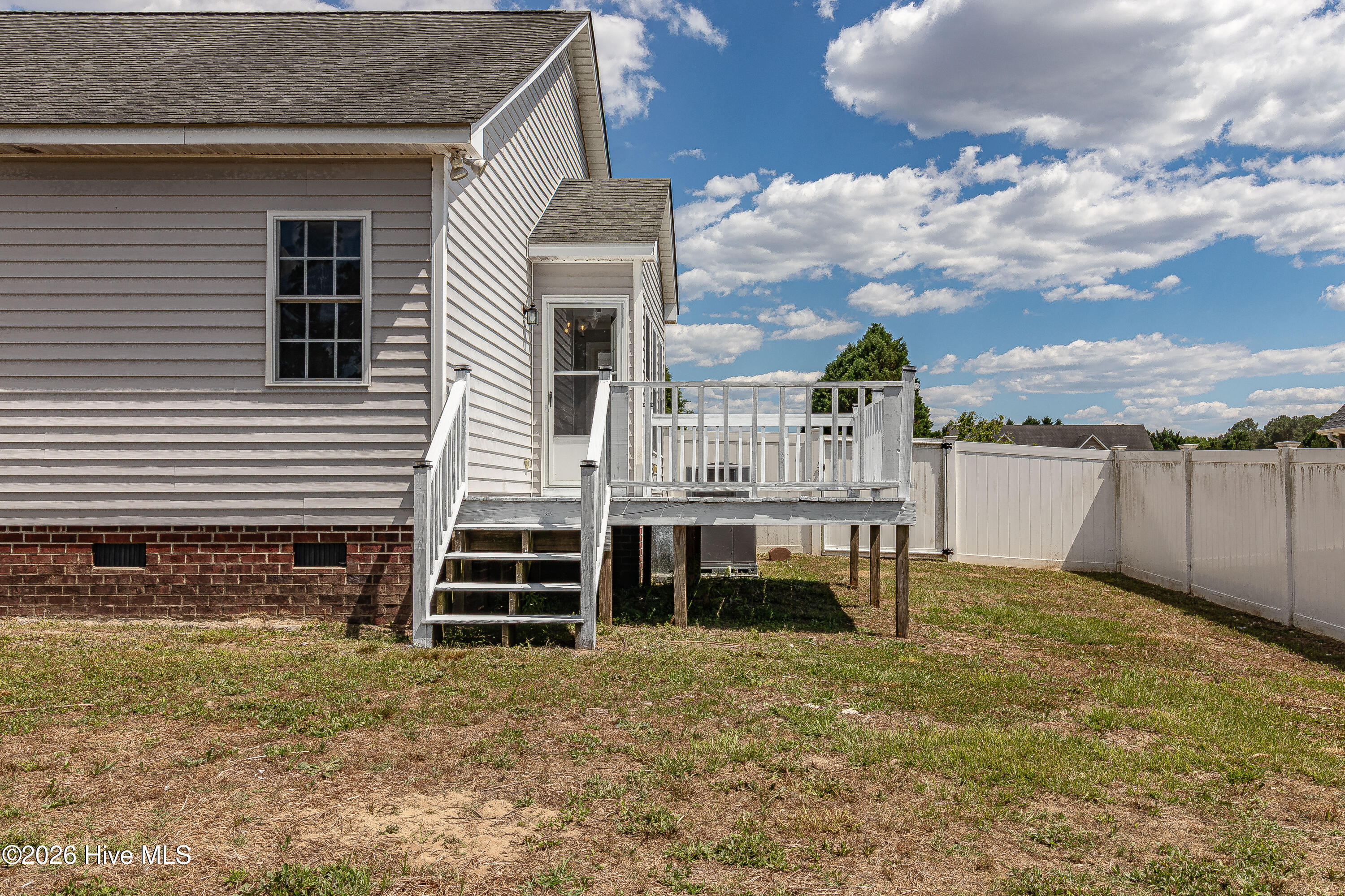 7712 La Finca Road Elm City, NC 27822 - Photo 4 of 26