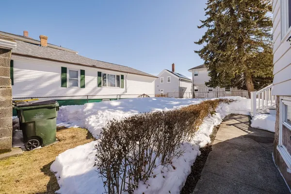 $695,000 | 869 Bedford Street, Fall River, MA 02723