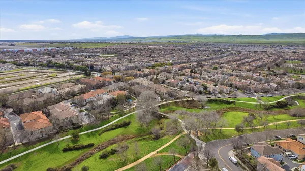 $505,000 | 116 West Luna Loca Lane, Tracy, CA 95391