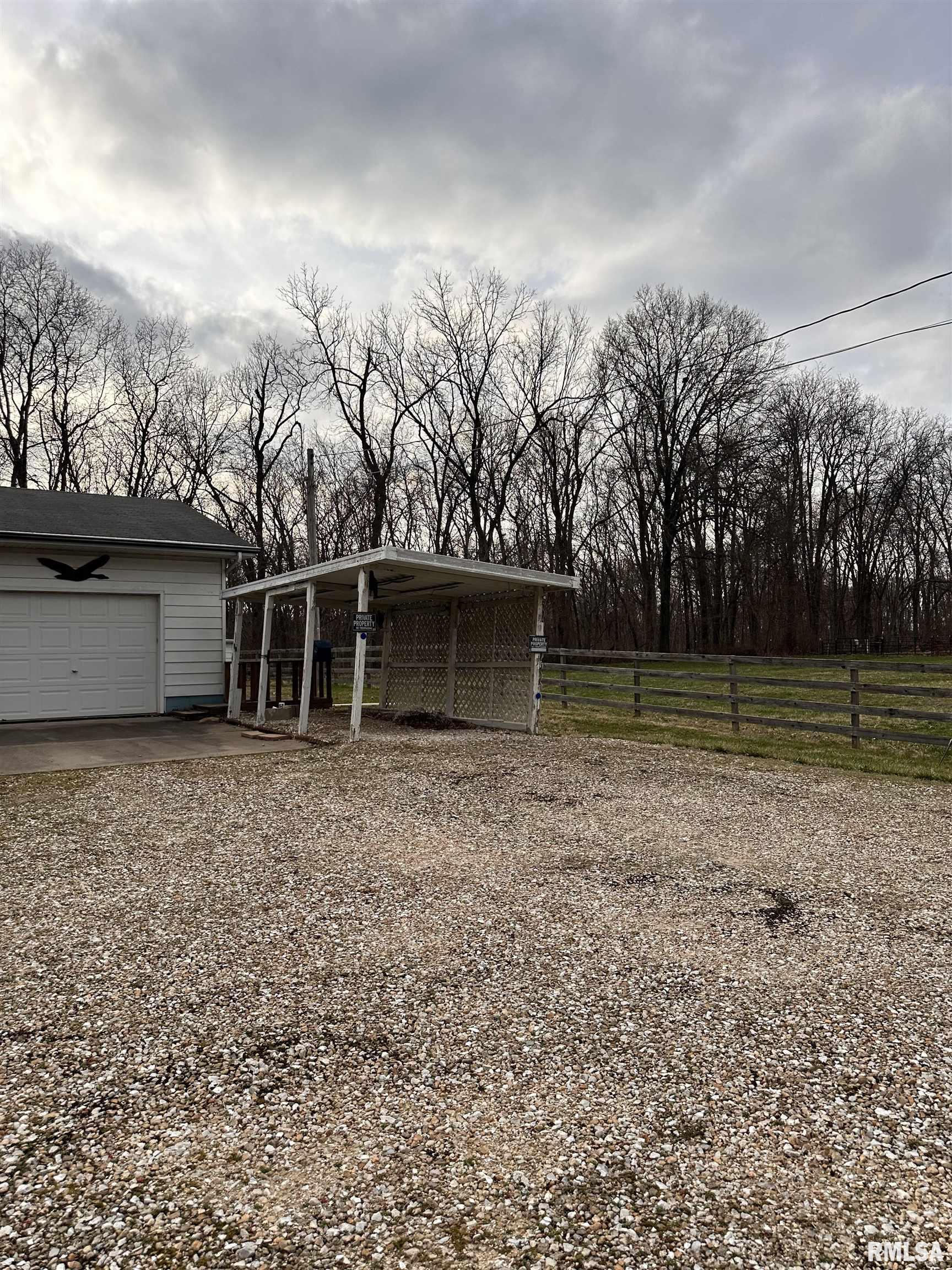 25501 North Wilson Road Canton, IL 61520 - Photo 4 of 31 Gallery Image 4