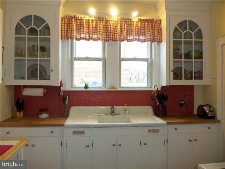 208 Marshall Road Lansdowne, PA 19050 - Photo 14 of 25 Kitchen