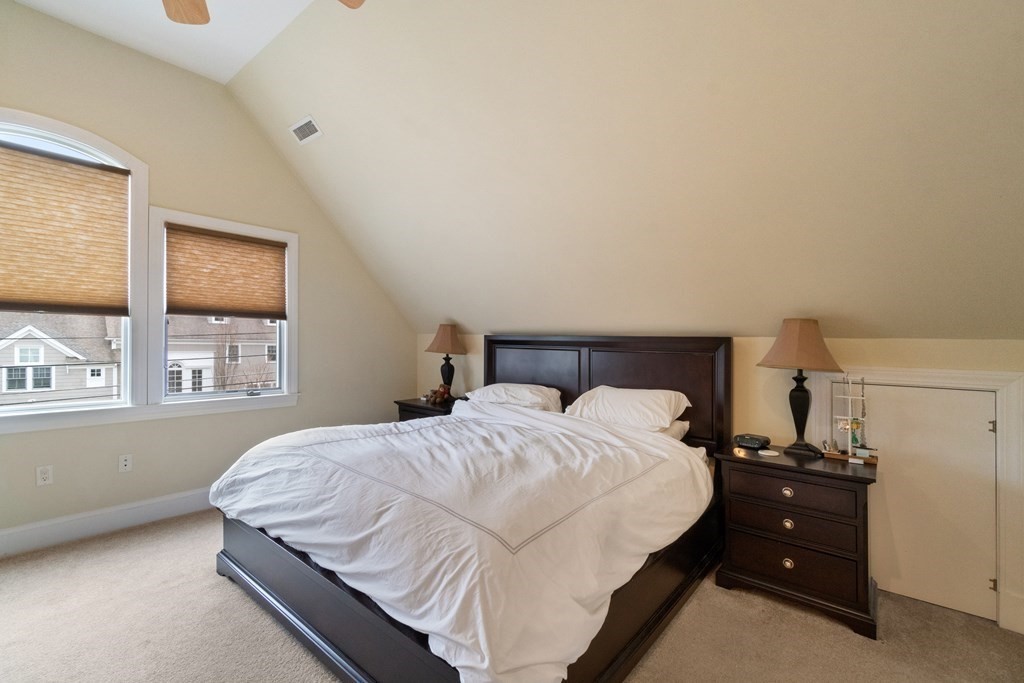 330 Hartman Road Newton, MA 02459 - Photo 13 of 35 Gallery Image 13