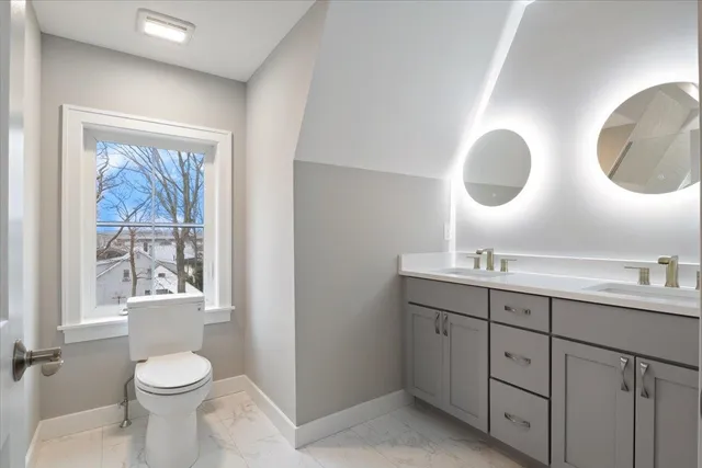 $1,350,000 | 3 Woodbury Avenue, Unit 3, Portsmouth, NH 03801