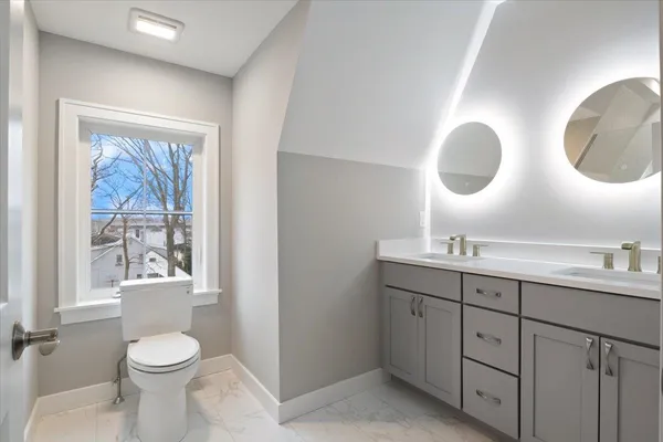 $1,350,000 | 3 Woodbury Avenue, Unit 3, Portsmouth, NH 03801