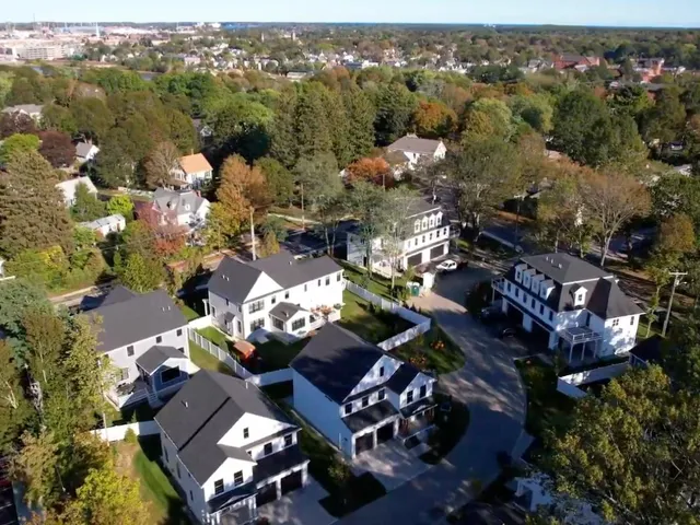 $1,350,000 | 3 Woodbury Avenue, Unit 3, Portsmouth, NH 03801