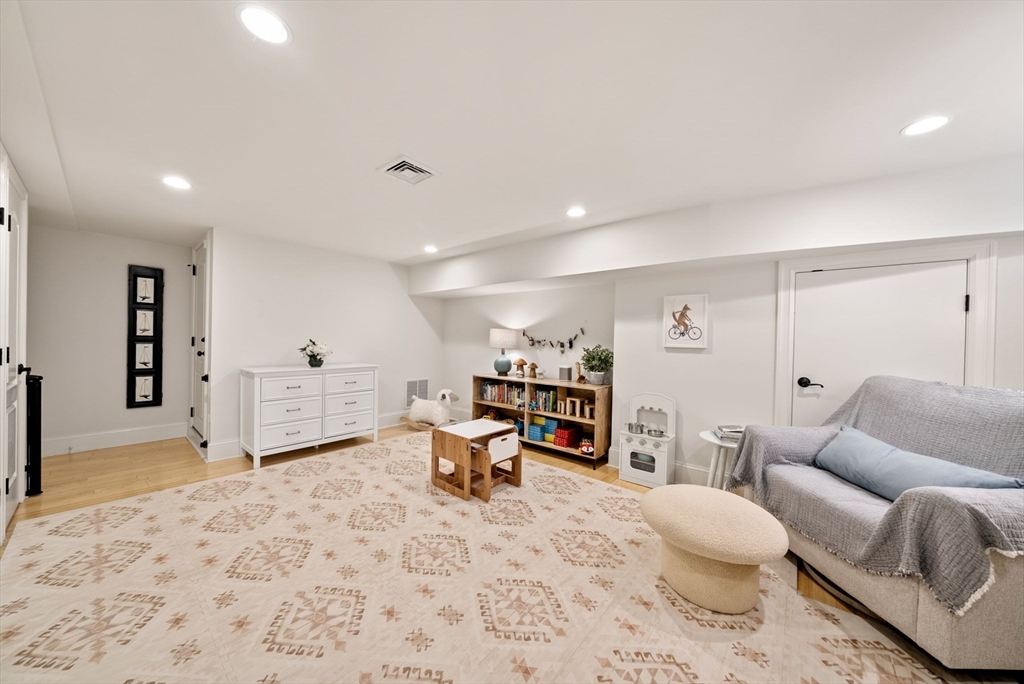 23 Trenton Street, Unit 1 Boston, MA 02129 - Photo 11 of 17