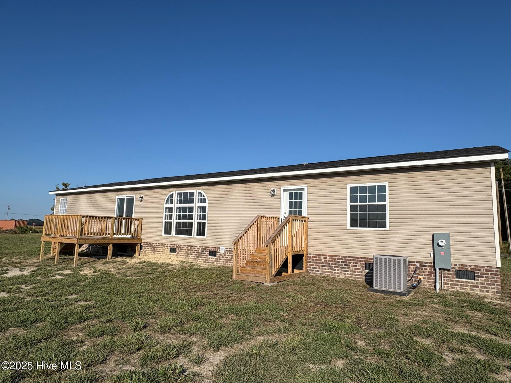 419 Shadneck Road Elizabeth City, NC 27909 - Photo 31 of 37 419 View of back of house