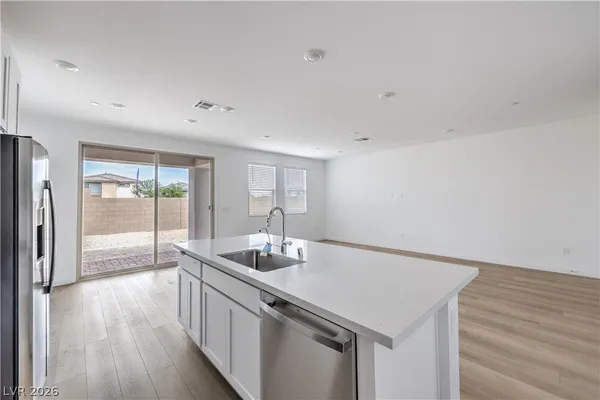 $3,400 | 11804 Waterbird Avenue, Las Vegas, NV 89138
