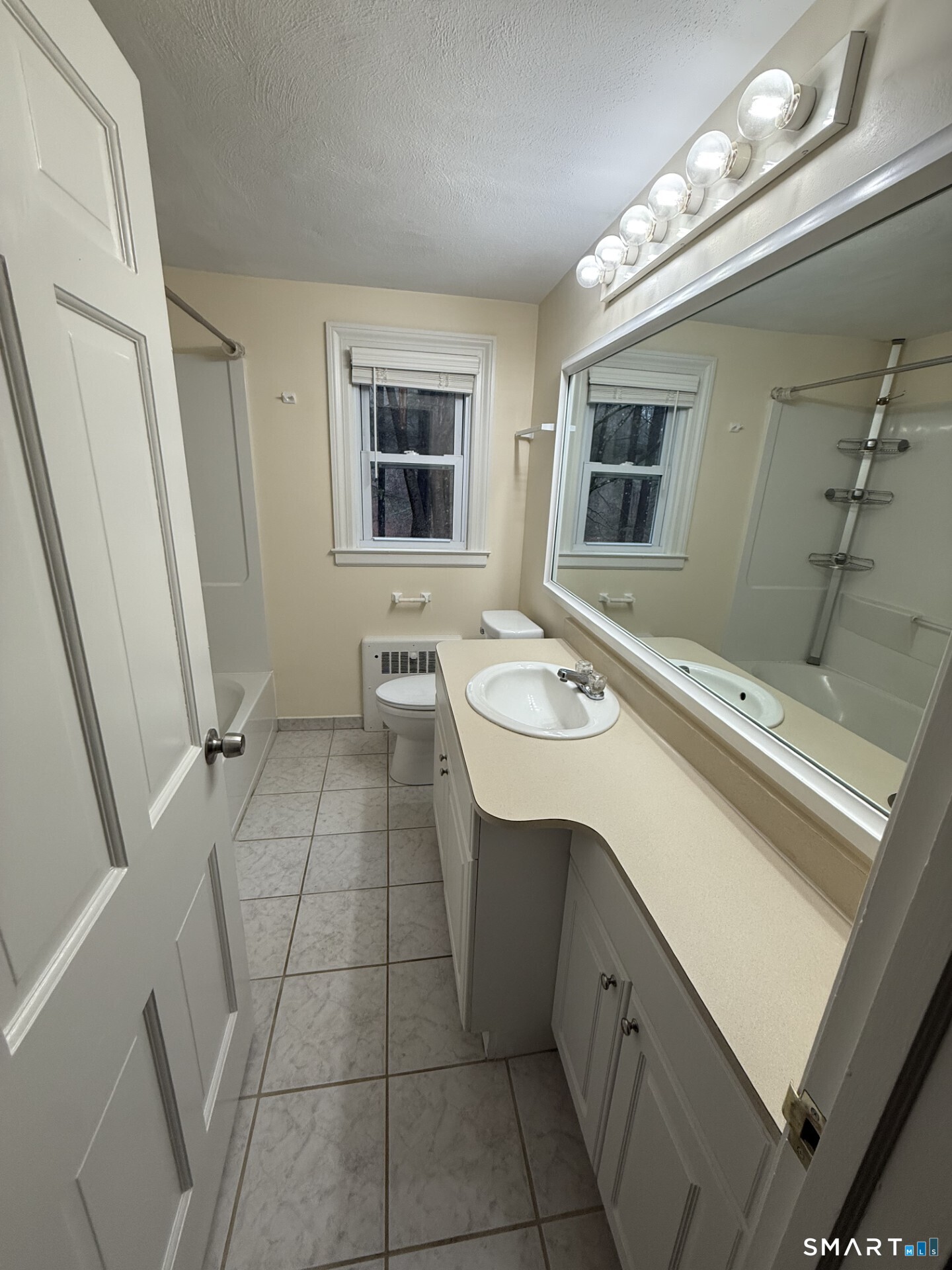 44 Pine Hill Road Avon, CT 06001 - Photo 4 of 11