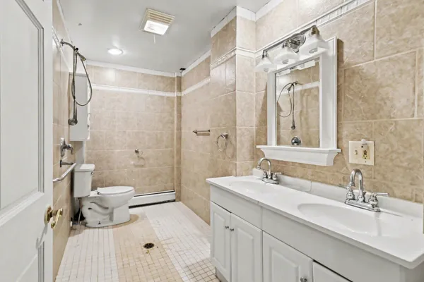 $400,000 | 11303 W Drive North, Bellevue, MI 49021