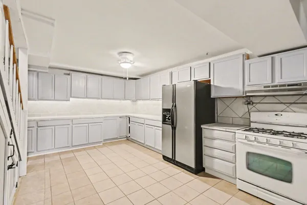 $400,000 | 11303 W Drive North, Bellevue, MI 49021
